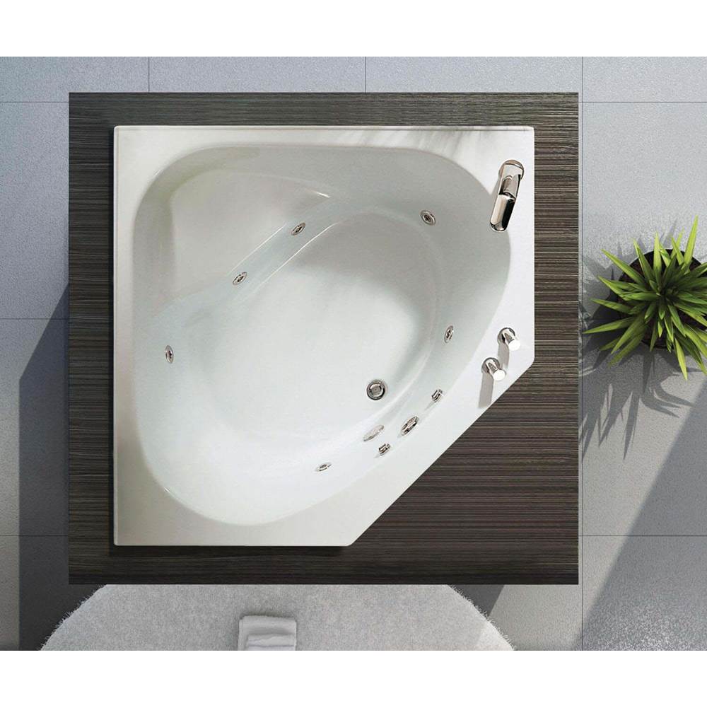Maax Canada Tandem 59.5 in. x 59.5 in. Corner Bathtub with Aeroeffect System With tiling flange, Center Drain Drain in White